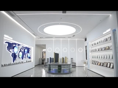 Hoogwaardige stoffilterpatronen in de showroom van Farrleey Filtration